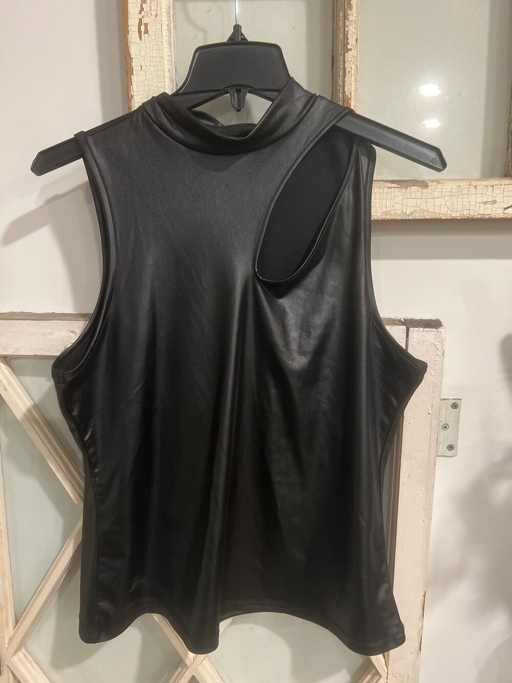 Olivia Jordan size large faux leather sleeveless top with cutout